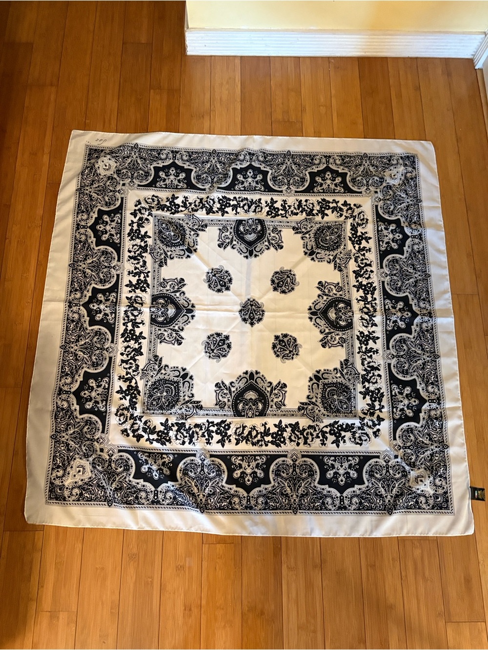 Sat S Elegant Black & White Paisley Square Scarf 🧣 46”X 46”